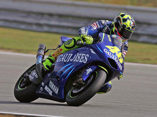 TERMIGNONI YAMAHA Valentino ROSSI 2004